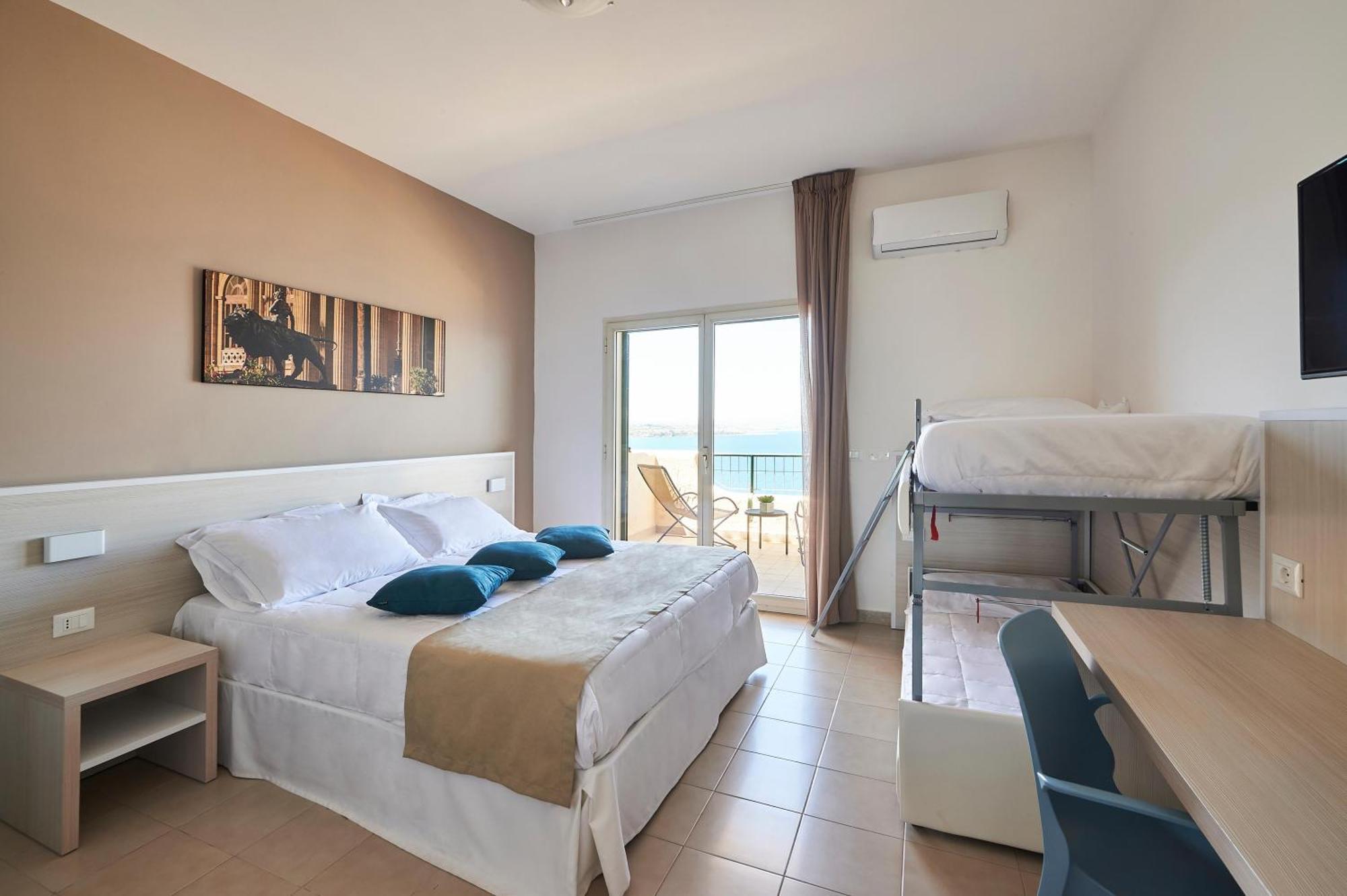 Cdshotels Terrasini - Citta Del Mare Екстериор снимка