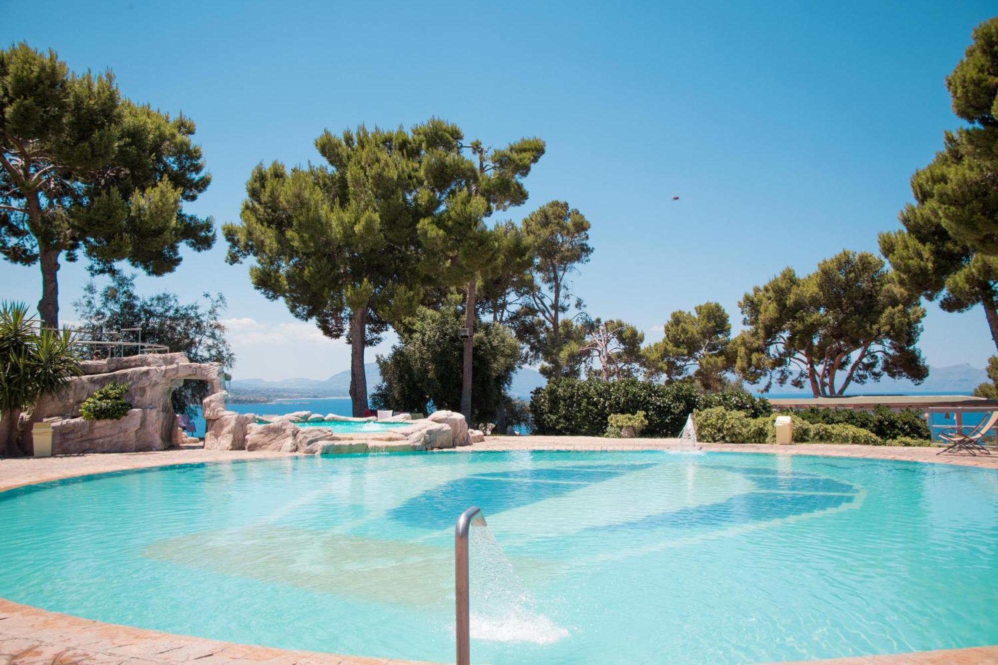 Cdshotels Terrasini - Citta Del Mare Екстериор снимка